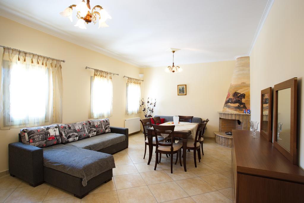 Villa Serene Kamári Dış mekan fotoğraf