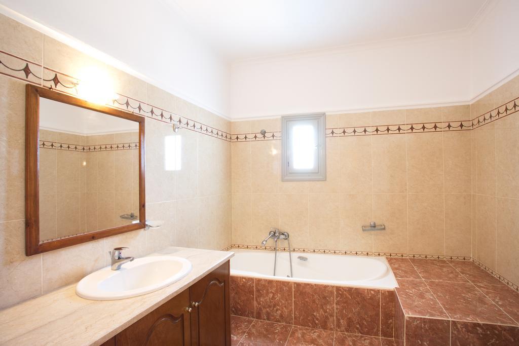 Villa Serene Kamári Dış mekan fotoğraf